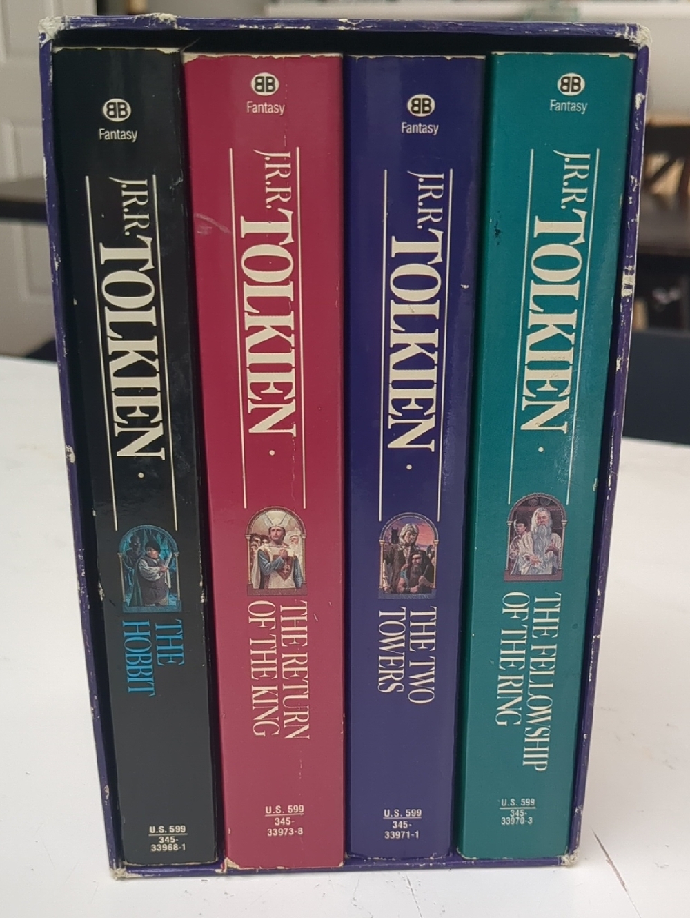 JRR Tolkien Box Set 4 Books - The Hobbit & The Lord of the Rings Trilogy 1982